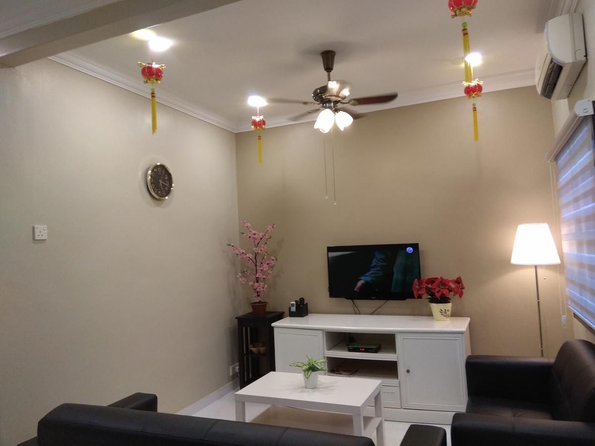 Dekota Homestay Jonker Melaka Экстерьер фото